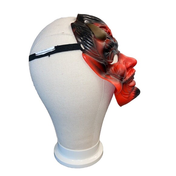 Classic 10r Adjustable Halloween Costume Mask - Picture 2 of 9